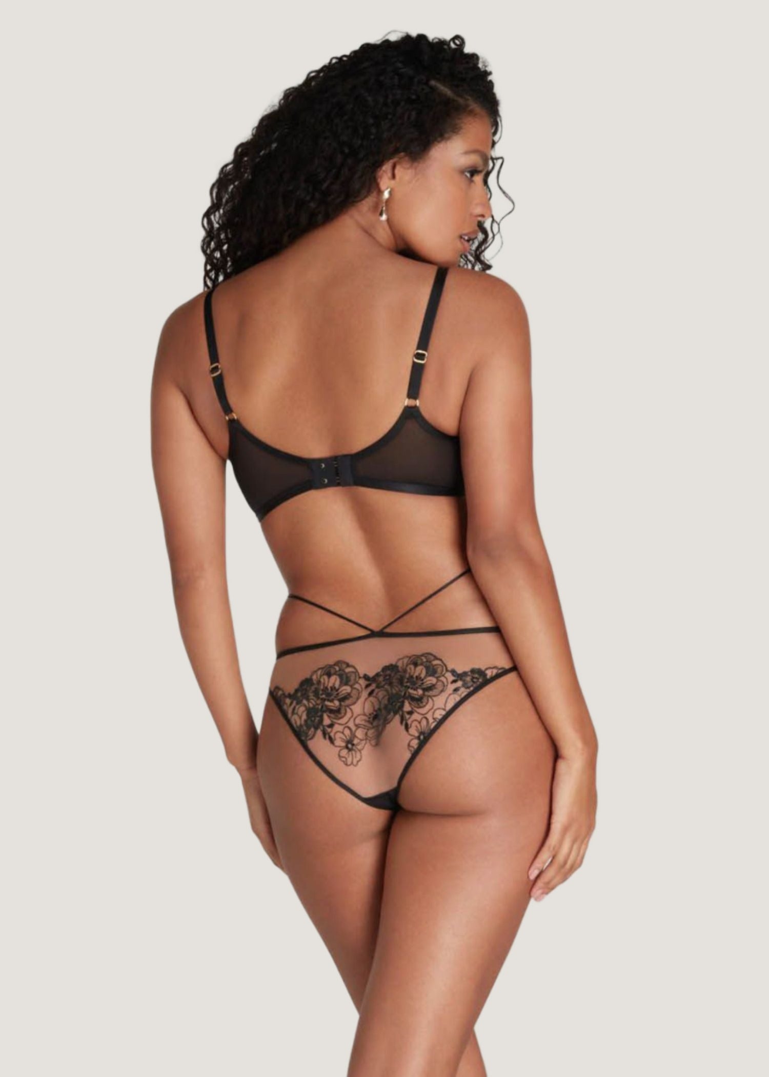 Agent Provocateur Kalia Plunge Bra (Black) | Avec Amour Luxury Lingerie