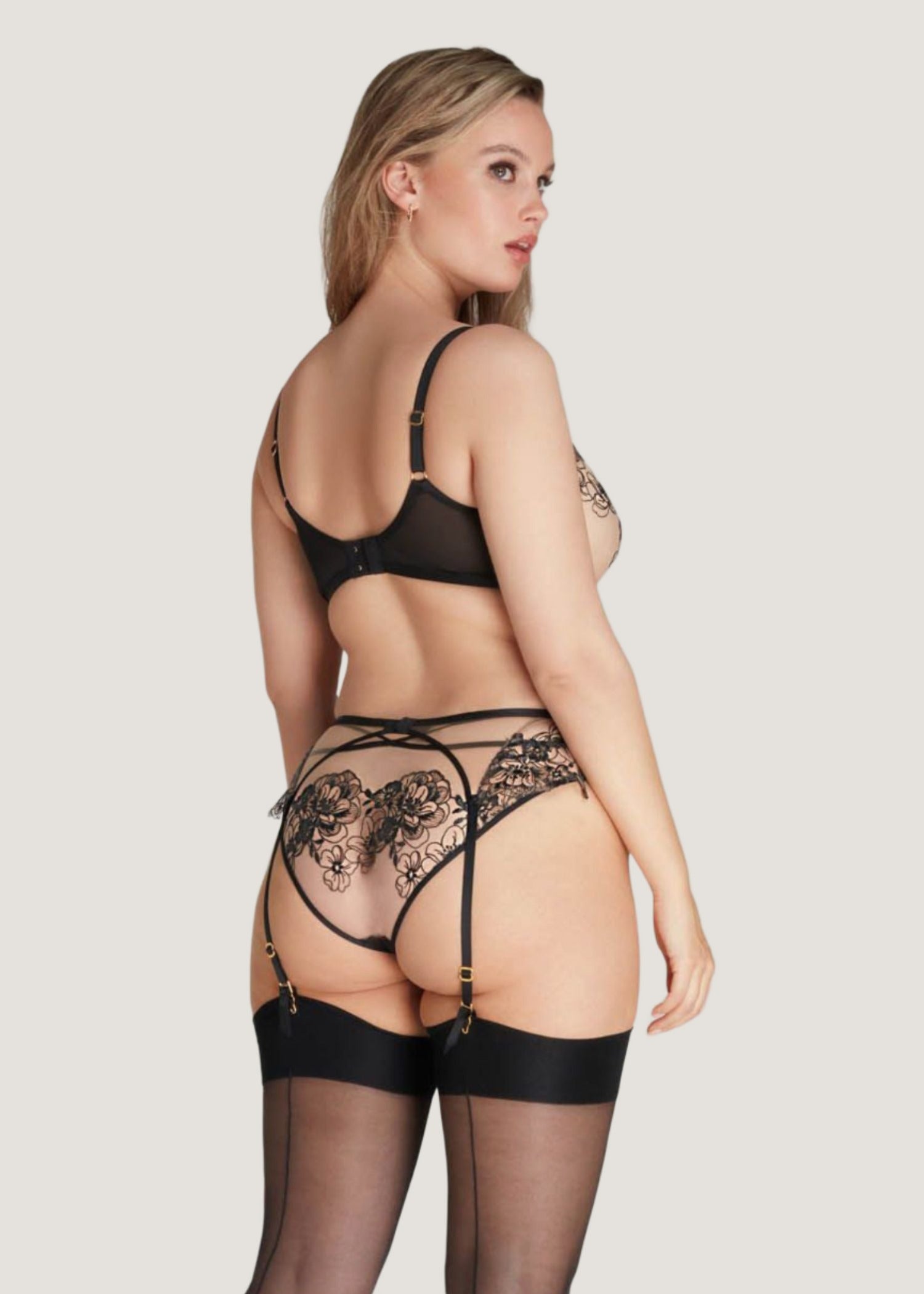 Agent Provocateur - Kalia Suspender Belt (Black) | Avec Amour Luxury Lingerie