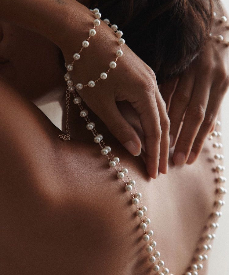 Pearl Cuffs (Pearl/Gold)
