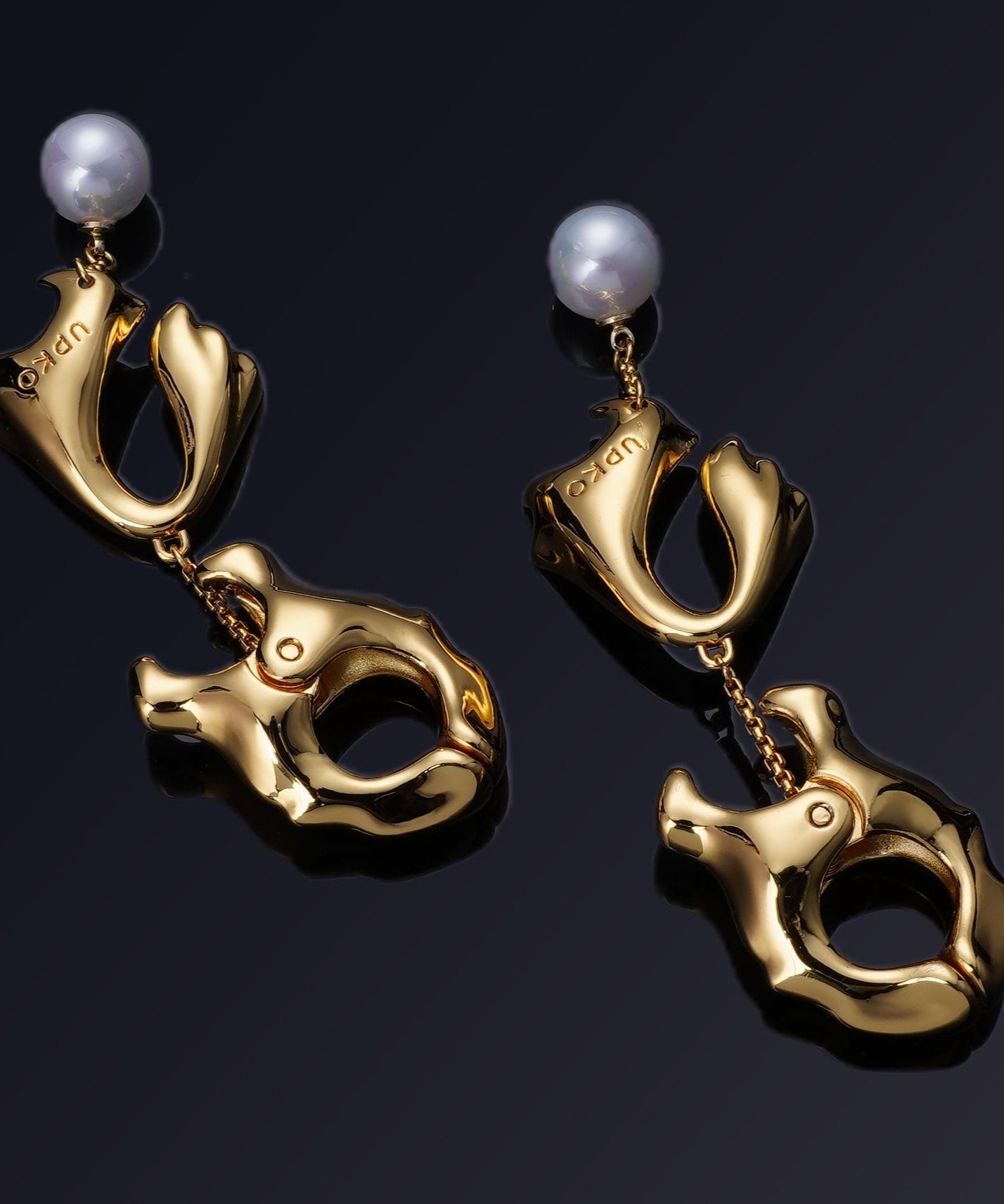 Moist Eyes Pearl Nipple Clamps