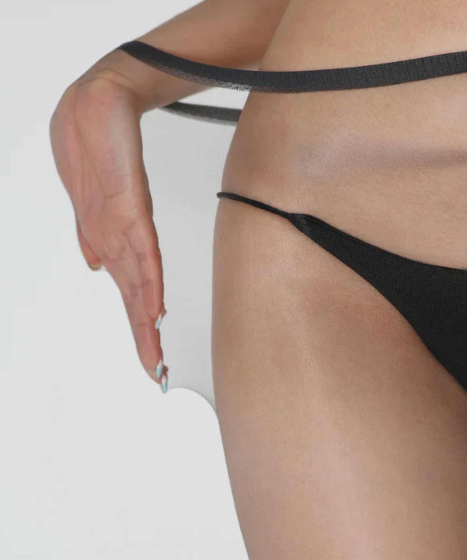 Ultra-Thin Tearable Tights (Black)