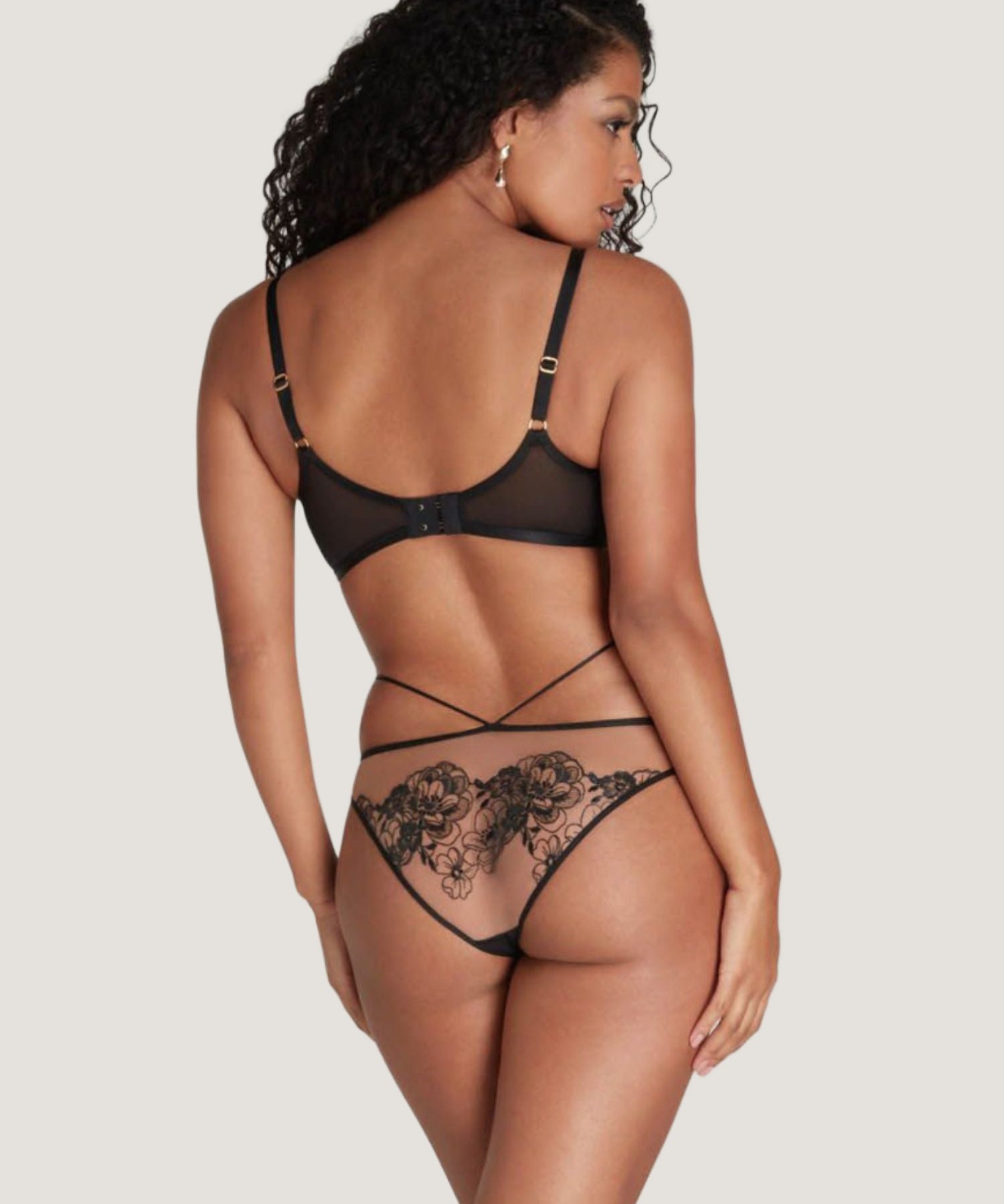 Agent Provocateur Kalia Plunge Bra (Black) | Avec Amour Luxury Lingerie