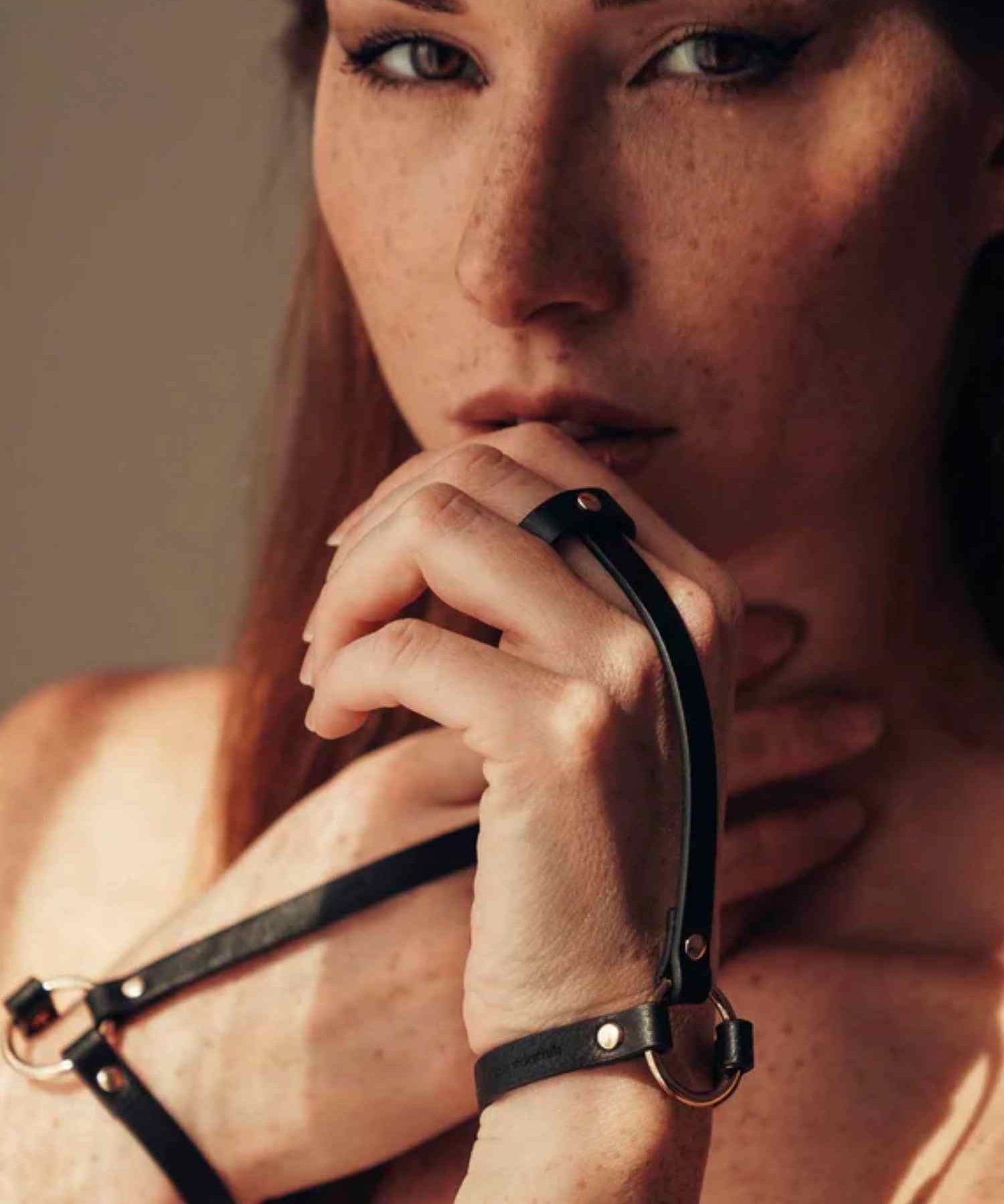 Bijoux Indiscrets - MAZE Wide Belt and Restraints (Black) | Avec Amour Lingerie