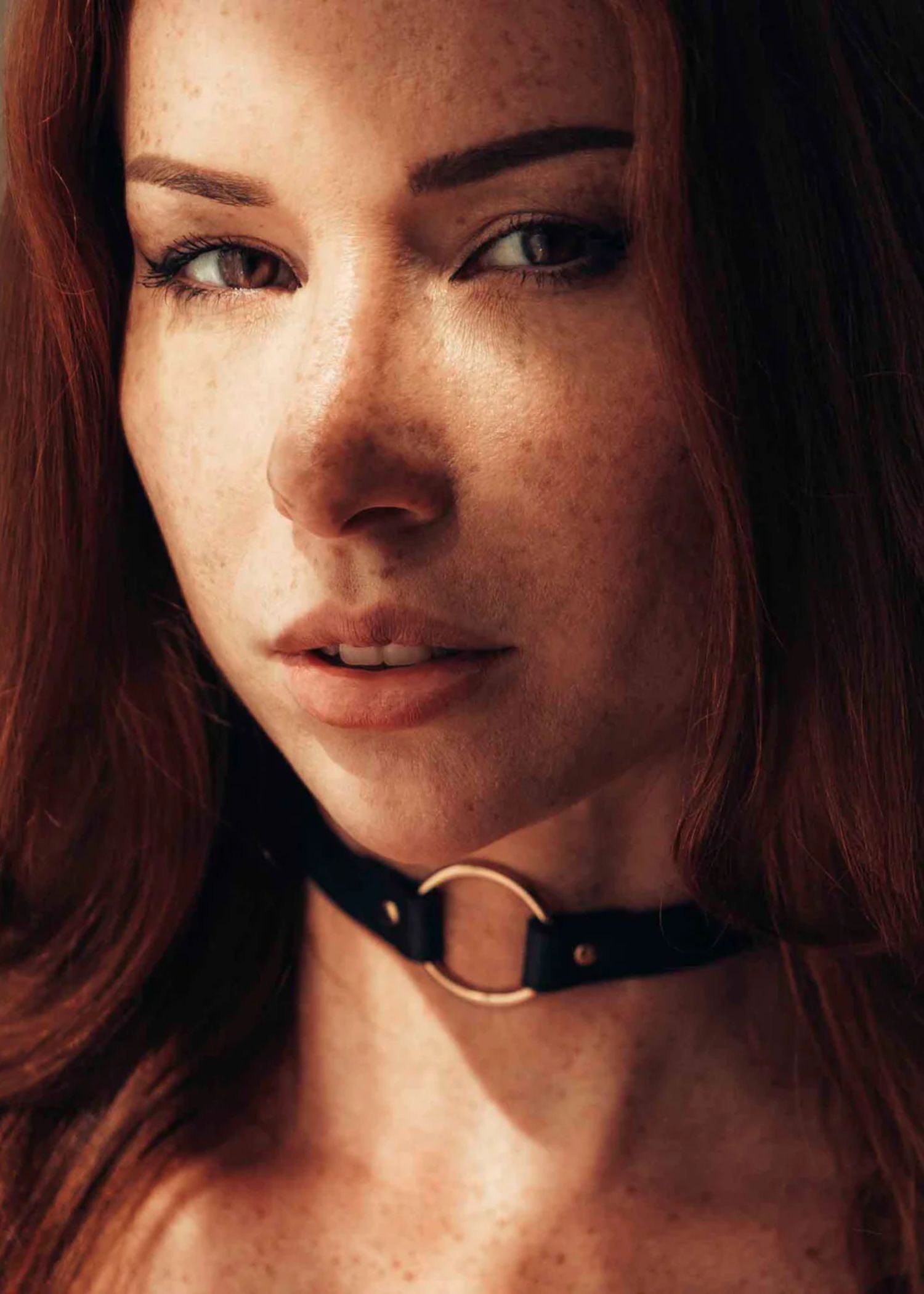 Bijoux Indiscrets MAZE Single Choker (Black) | Avec Amour Lingerie