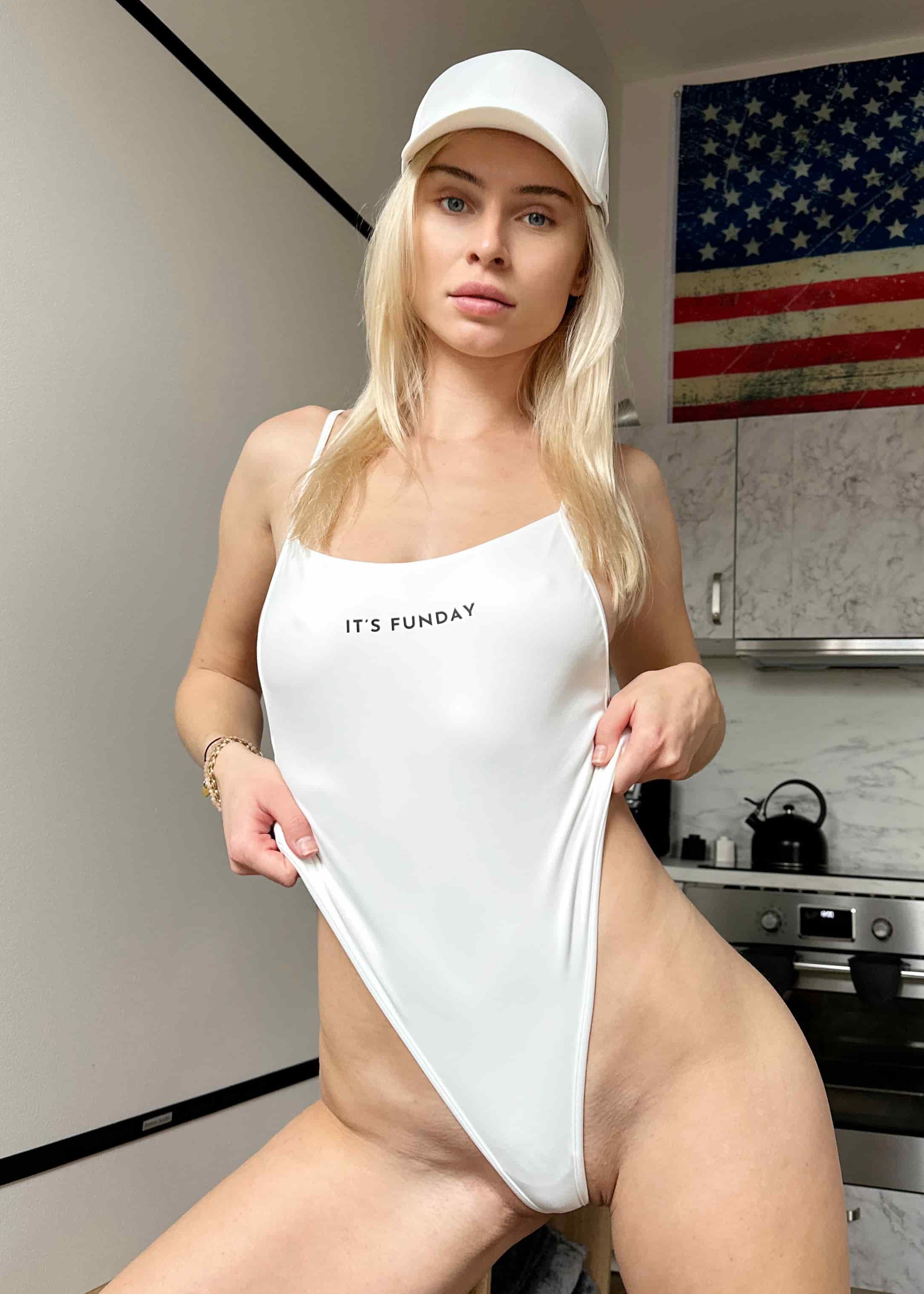 It's Funday by AVAM - UNBASIC Low Back Bodysuit (White) | Avec Amour Lingerie