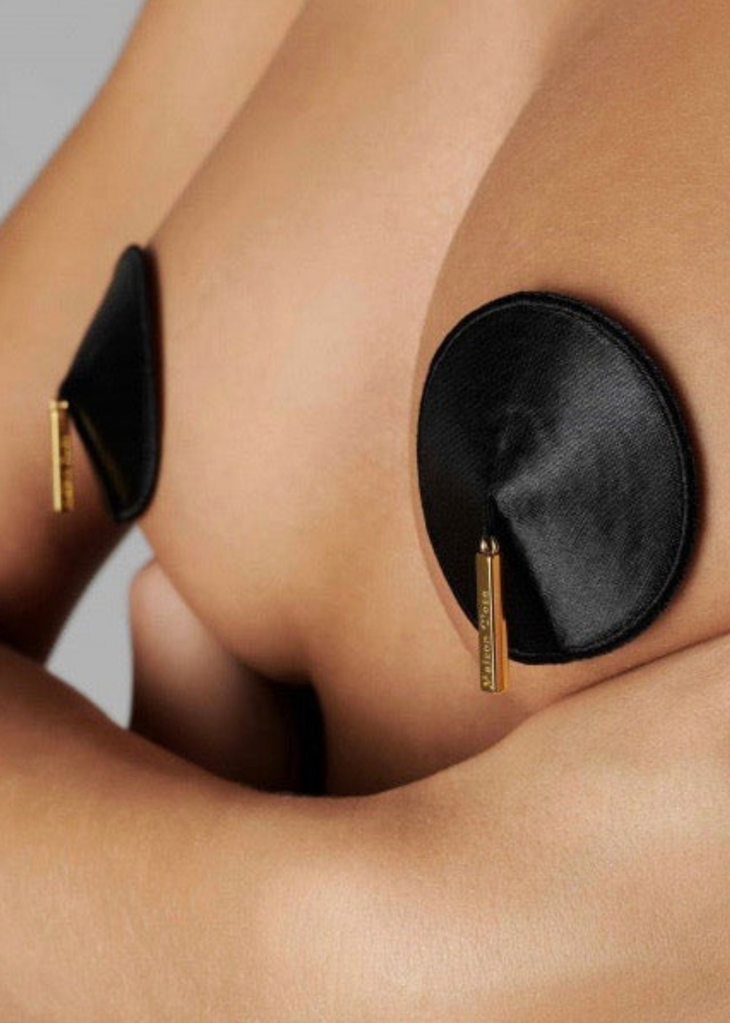 Maison Close Les Fetches Nippies | Black Nipplets
