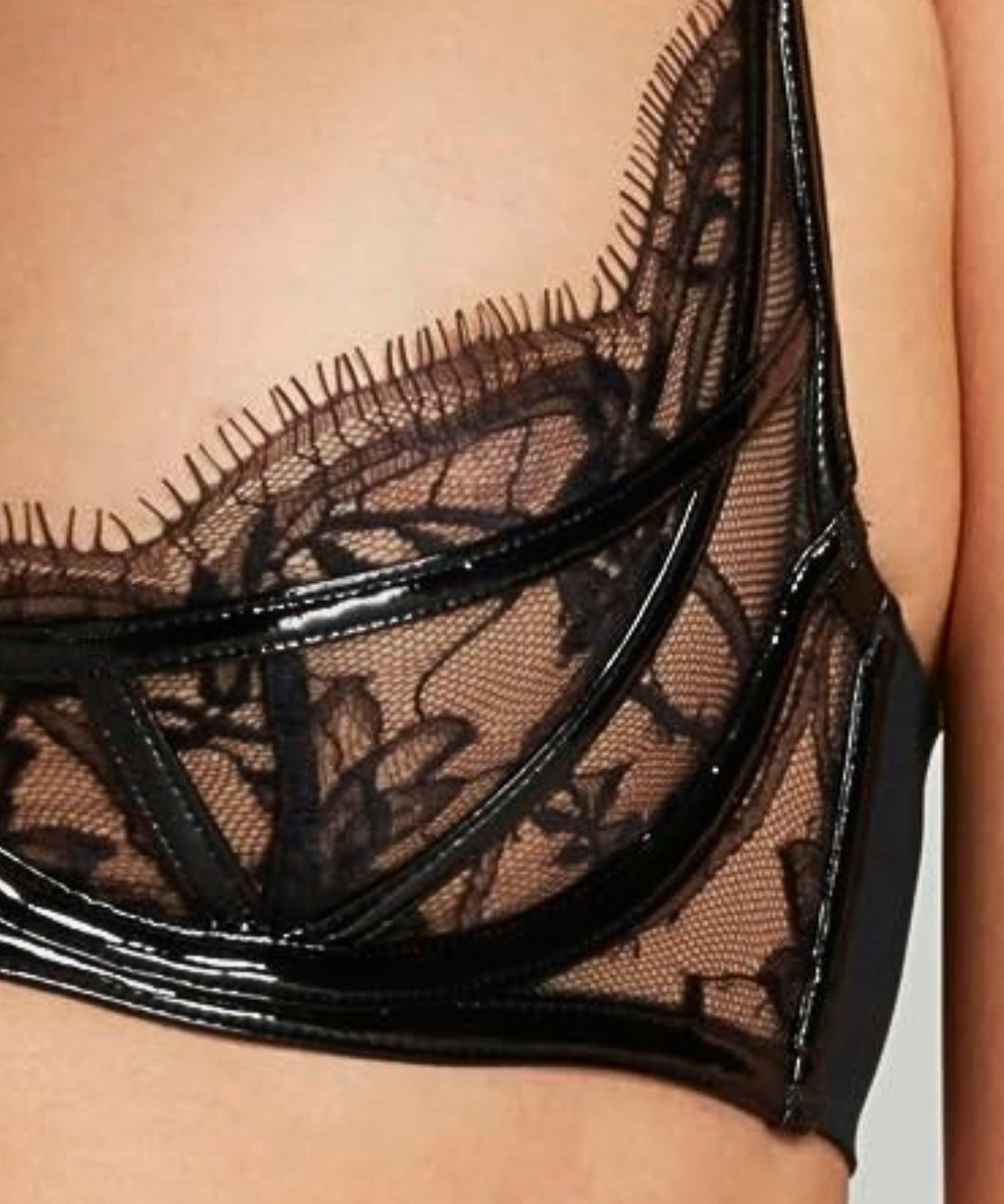 Agent Provocateur Alyss Plunge Bra (Black) | Avec Amour Luxury Lingerie
