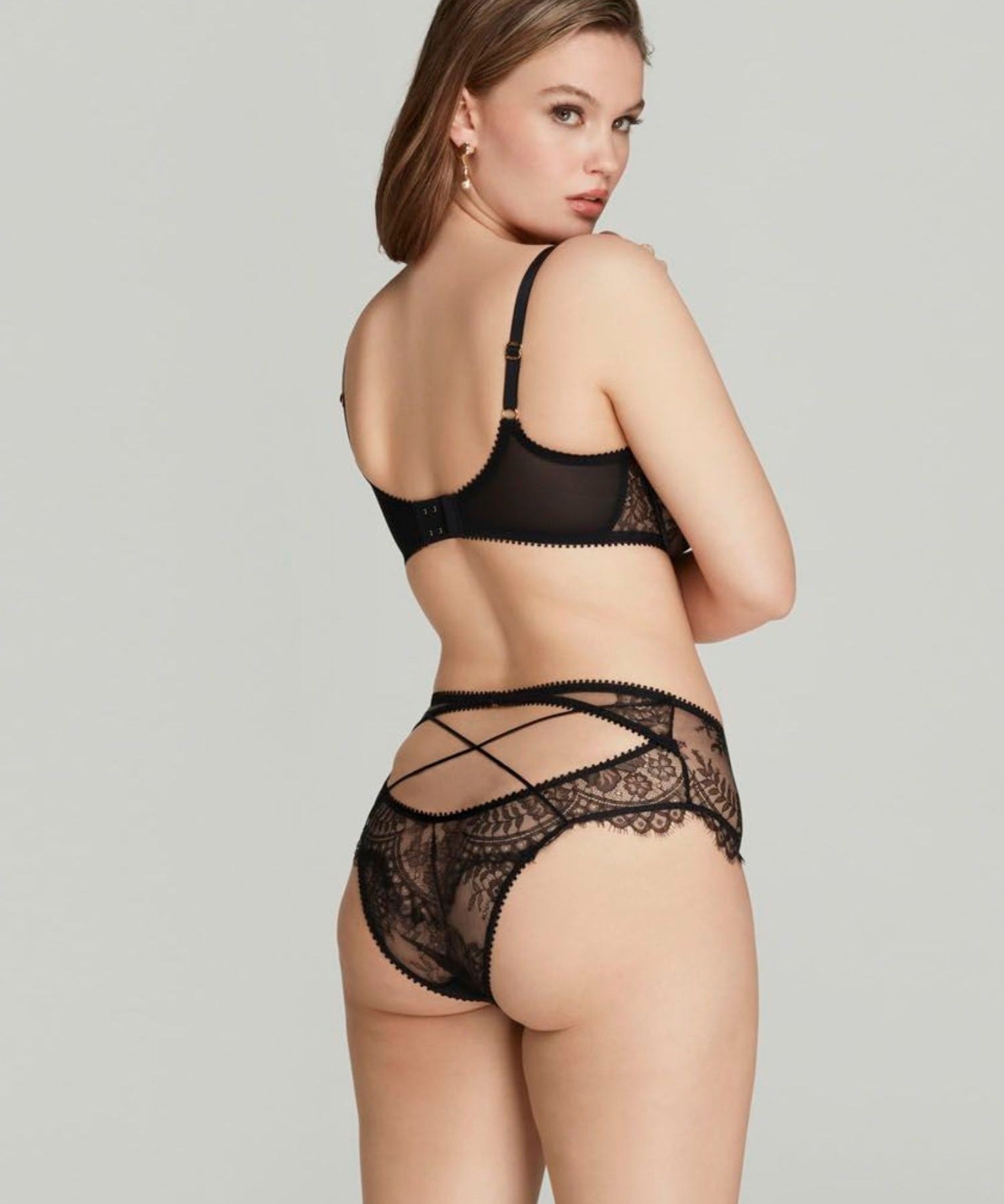 Agent Provocateur Kiya Plunge Bra (Black) | Avec Amour Luxury Lingerie