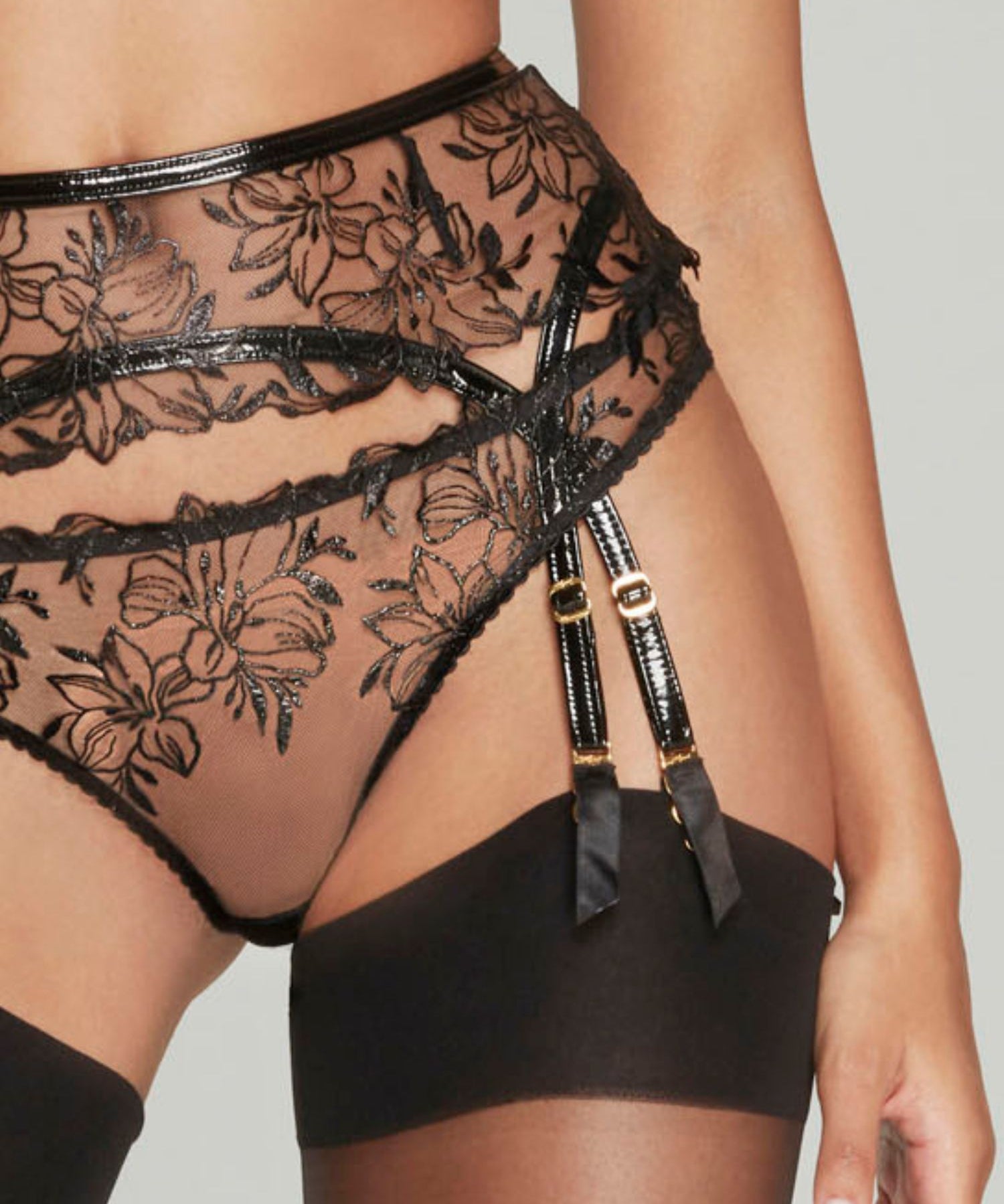 Agent Provocateur Ozella Suspender (Black) - Luxury Lingerie | Avec Amour Sexy Lingerie